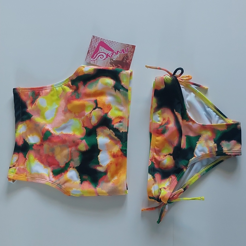 Kanu surf Girls beach tropical Reef set two piece black Yellow size 10